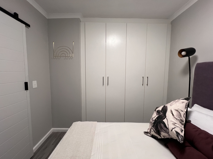 To Let 1 Bedroom Property for Rent in Table View Western Cape